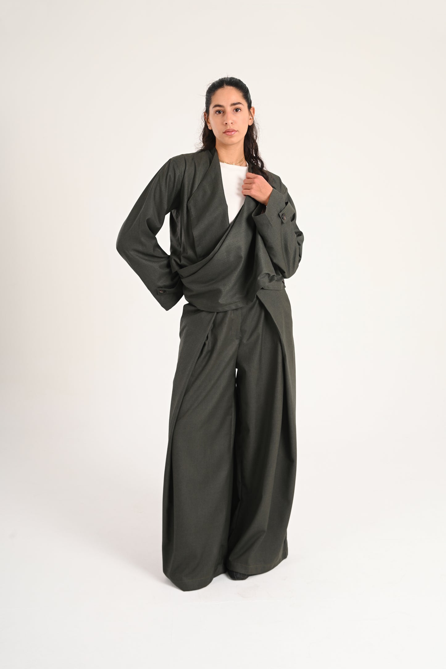 OLIVE CAPE JACKET